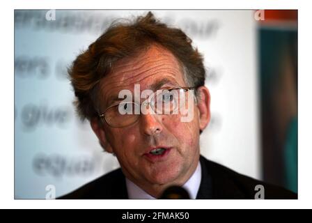 Trevor Phillips, Head of the Commission for Racial Equality and Sir David Calvert-Smith, address the media during a press conference in London re.a inquiry into racism in the police force pic David Sandison 8/3/2005 Stock Photo