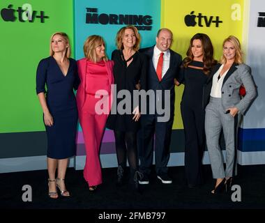 Kate Bolduan, Alisyn Camerota, Christina Romans, Brian Stelter, Robin Meade, Brooke Baldwin arrives to The Morning Show New York Premiere by APPLE TV, held at Lincoln Center in New York City, Monday, October 28, 2019. Photo by Jennifer Graylock-Graylock.com 917-519-7666 Stock Photo