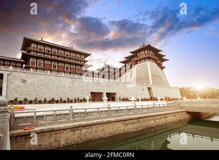 Yingtian Gate is the south gate of Luoyang City in the Sui and Tang Dynasties. It was built in 605. Stock Photo