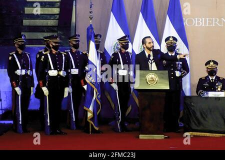 San Salvador, El Salvador. 07th May, 2021. President's Nayib Bukele gestures while speaking to army cadets at a ceremony to commemorate the 197 anniversary of El Salvador's Armed Force. The Salvadoran army is 197 years old and every May 7th it commemorates the 'Day of the Salvadoran soldier.' President Nayib Bukele incorporated 135 cadets to the army during the 197th anniversary celebrations. (Photo by Camilo Freedman/SOPA Images/Sipa USA) Credit: Sipa USA/Alamy Live News Stock Photo