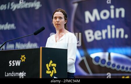 Schleswig, Germany. 08th May, 2021. Sybilla Nitsch (SSW, 40), candidate for list position 1 of her party, speaks during the extraordinary state party conference for the top candidacy for the Bundestag election at the A. P. Moeller School. Credit: Axel Heimken/dpa/Alamy Live News Stock Photo