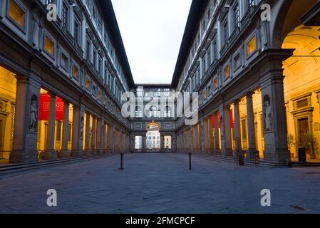 FLORENCE, ITALY - SEPTEMBER 20, 2017: Evening twilight in the Uffizi Gallery Stock Photo