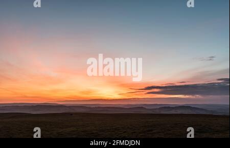 A glorious sunset over the hills of mid Wales, near Llandrindod Wells, Powys, UK Stock Photo