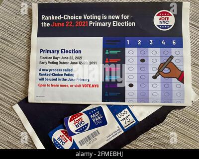 Information on Early Voting, Primary and General Elections, NYC, USA, 2021 Stock Photo