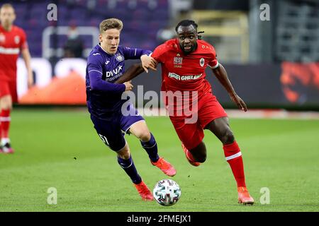 ANDERLECHT, BELGIUM - MAY 15: Yari Verschaeren of RSC Anderlecht during the  Jupiler Pro League match between RSC Anderlecht and KRC Genk at Lotto Park  Stock Photo - Alamy