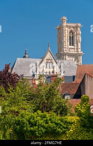 Roman cathedral of Saint Cyr and Sainte Julitte in Nevers, Nievre (58), Bourgogne-Franche-Comte region, France Stock Photo