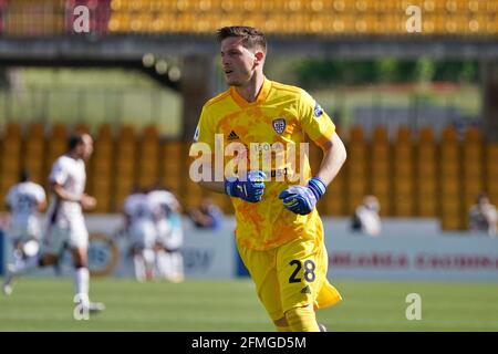 Benevento, Italy. 09th May, 2021. Alessio Cragno (Cagliari Calcio) during Benevento Calcio vs Cagliari Calcio, Italian football Serie A match in Benevento, Italy, May 09 2021 Credit: Independent Photo Agency/Alamy Live News Stock Photo