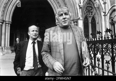Peter Cook leaving Court of Appeal Stock Photo