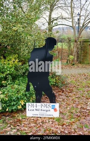 Silent Soldier 'Tommy' silhouette memorial to commemorate fallen servicemen in World War One in the town of Chirk North Wales Stock Photo
