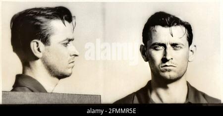 1952 , USA : Chicago Police photo mug shot taken in 1952 of racist JAMES EARL RAY ( 1928 - 1998 ), aged 40, suspected killer of afro-american leader for the civil rights MARTIN LUTHER KING Jr ( 1929 - 1968 ) the day 4 april 1968 . Alias ERIC STARVO GALT , has been sought by FBI since 23 april 1967 , when escaped from Missouri State Prison. Ray served a two year sentence in the State Prison at Joliet ( Illinois ) for armed robbery in Chicago in 1952 . Unknown photographer .- Movimento diritti civili - Gente di Colore - AFRO-AMERICANI - Afro Americani - Impegno POLITICO - DIRITTI CIVILI - ANTISE Stock Photo
