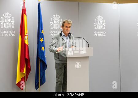 MADRID, SPAIN - Oct 15, 2020: Fernando Simon, Director of the Health Alerts and Emergencies Coordination Center, gives a press conference on the pande Stock Photo