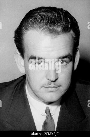 Rainier III, 31.5.1923 - 6.4.2005, Prince of Monaco, half length, with ...