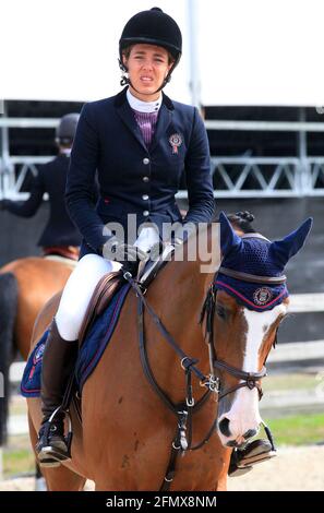 Charlotte Casiraghi beim Internationalen Springreitturnier in Valkenswaard in Holland.  Am 3. August 1986 kam sie in Monte Carlo als Charlotte Marie P Stock Photo