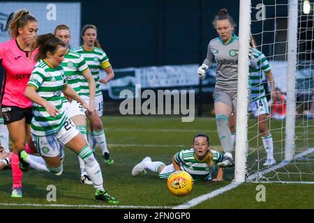 East Kilbride, UK. 12th May, 2021. Ann Filbey (#21) of Celtic Women FC headers the ball off the line during the Scottish Building Society Scottish Women's Premier League 1 Fixture Celtic FC Vs Glasgow City, K-Park Training Academy, East Kilbride, Glasgow, 12/05/2021 | Credit: Colin Poultney/Alamy Live News Stock Photo