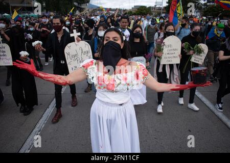 Bogota, Cundinamarca, Colombia. 12th May, 2021. The city of Bogota faces its fourteenth day of protests in the context of the national strike called by social sectors against the Colombian government of President Ivan Duque Credit: Daniel Romero/LongVisual/ZUMA Wire/Alamy Live News Stock Photo