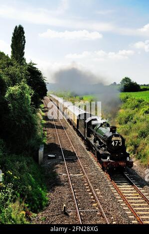 GWR locomotive No 5029 Nunney Castle passing Ladbrook Lane Bridge near Chippenham with the return leg of The Bristol Explorer. 26.07.2008. Stock Photo