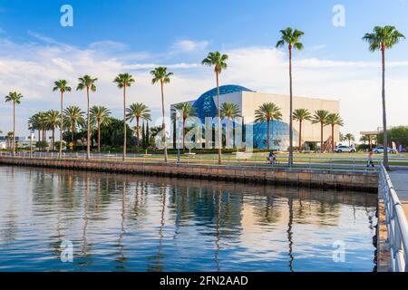 ST. PETERSBURG, FLORIDA - APRIL 6, 2016: Exterior of the Salvador Dali Museum. The museum houses the largest collection of Dali's work outside Europe. Stock Photo