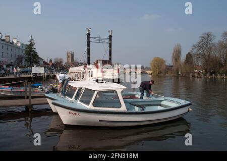 The New Orleans Paddle Steamer and Small Boats Henley on Thames Stock Photo