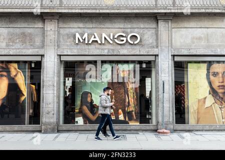 Mango fashion store in Munich Stock Photo