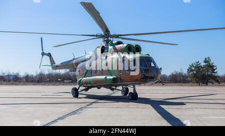 Moscow, Russia. 13th Apr, 2018. Helicopter Mi-8 seen at the military airfield. Gathering of the issuing instructors for the parachute-free landing of the Rosgvardia special forces at the airfield in the Kaluga region. (Photo by Mihail Siergiejevicz/SOPA Imag/Sipa USA) Credit: Sipa USA/Alamy Live News Stock Photo