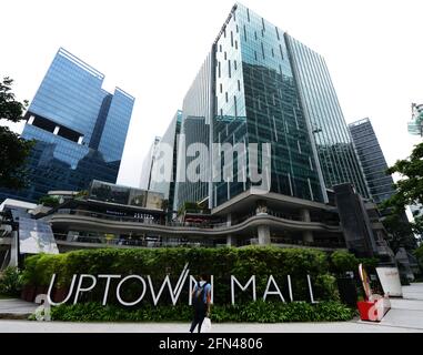 The Uptown mall in Bonifacio Global City in Metro Manila, The ...