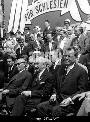 Adenauer, Konrad, 5.1.1876 - 19.4.1967, German politician (CDU), chancellor 1949 - 1963, half length, ADDITIONAL-RIGHTS-CLEARANCE-INFO-NOT-AVAILABLE Stock Photo