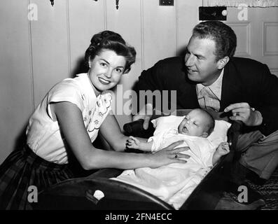 Actress Esther Williams with her husband Ben Gage Stock Photo - Alamy