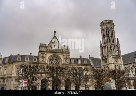 Church of Saint-Germain-l'Auxerrois, Catholic Church, Archdiocese of Paris, Île-de-France, France. French Gothic style. Completed  - 15th century. Stock Photo