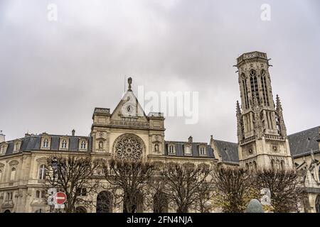 Church of Saint-Germain-l'Auxerrois, Catholic Church, Archdiocese of Paris, Île-de-France, France. French Gothic style. Completed  - 15th century. Stock Photo