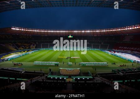 Berlin, Germany. 13th May, 2021. Berlin, Olympiastadion 13.05.21: Inlet of both teams during the final cup match between RB Leipzig vs. Borussia Dortmund. Foto: pressefoto Credit: Mika Volkmann/Alamy Live News