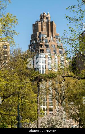 Expensive Apartment Buildings Line Central Park on CPW, NYC, USA Stock Photo