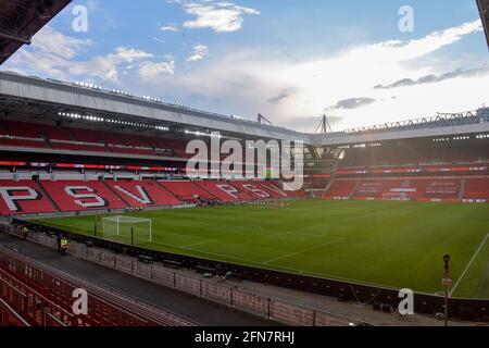 EINDHOVEN, NETHERLANDS - MAY 14: General view of Philips Stadion during the entrance of both teams, first time for PSV Vrouwen to play in the stadium Stock Photo