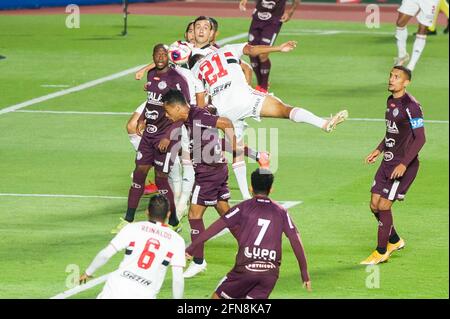 SÃO PAULO, SP - 05.03.2022: SÃO PAULO FC X CORINTHIANS - Tiago Volpi of São  Paulo FC during a match between São Paulo FC x Corinthians valid for the  10th round of