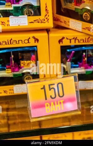 Bangkok Thailand 22. Mai 2018 Beautiful colorful Tuk Tuk Souvenirs in Souvenir shop in Bangkok Thailand. Stock Photo