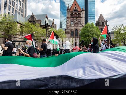 May 15, 2021, Boston, Massachusetts, USA: People rally in solidarity with the Palestinian people amid the ongoing conflict with Israel during Boston protest for Palestine rally in Boston. Credit: Keiko Hiromi/AFLO/Alamy Live News Stock Photo