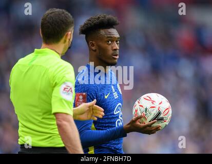 London, UK. 15th May, 2021. 15th May 2021 - Chelsea v Leicester City - FA Cup Final - Wembley Stadium - London Chelsea's Callum Hudson-Odoi during the FA Cup Final against Leicester City. Picture Credit : Credit: Mark Pain/Alamy Live News Stock Photo
