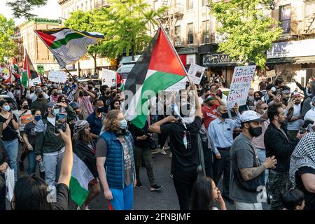 New York, United States. 15th May, 2021. New York, NY - May 15, 2021: Several thousand protesters rally and march in Bay Ridge against Israel on Nakba Day (Photo by Lev Radin/Pacific Press) Credit: Pacific Press Media Production Corp./Alamy Live News Stock Photo