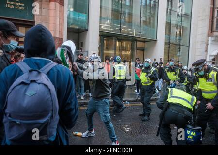 May 15th 2021, around 150,000 people attend the  March for Palestine protest; they converged at the Israeli Embassy but were blocked and eventually Stock Photo