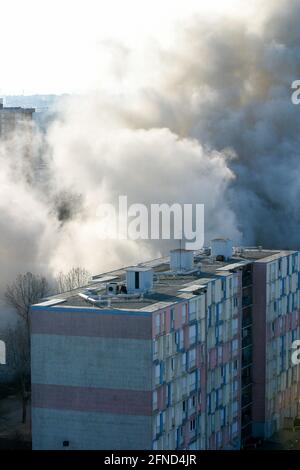 Demolition of an appartment building, Vaulx-en-Veli, Rhone, AURA, France Stock Photo