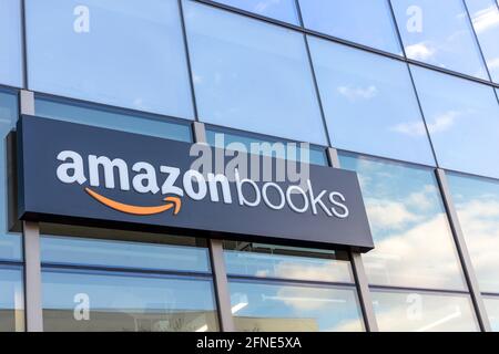 Denver, Colorado - May 12, 2021: Amazon Books physical retail location building sign on the bookstore glass façade in Cherry Creek district, Denver, C Stock Photo