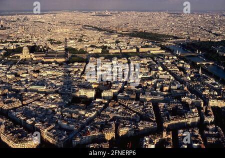 View from the Eiffel Tower ('Tour Eiffel') over Paris. On the left you can see the Invalides Cathedral ('Église du Dome'). [automated translation] Stock Photo