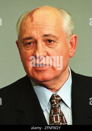 Mikhail GORBATCHEV , former President of the USSR , 08.11.1999 [automated translation] Stock Photo