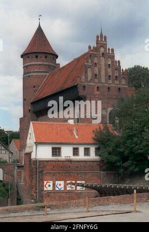 PL-Poland / East Prussia / 8/1995 Allenstein, the old castle of the Teutonic Knights // Places / Cities / History / East Conquest / Knights' Order / The settlement was first mentioned in writing in 1348. The castle was built by the bishops of Brandenburg. In 1772 Allenstein came to Prussia, in the referendum in 1920 the majority voted for Germany, since 1945 it is Polish. [automated translation] Stock Photo