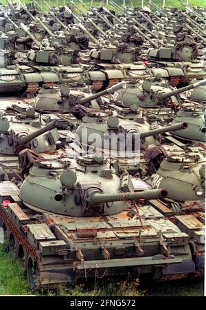 Saxony / GDR state / Unification / 1990 GDR tanks of the type T55 wait to be scrapped, grounds of the People's Army in Loebau. The People's Army is dissolved, most of the weapons are destroyed or sold abroad // Military / Weapons / Federal States / Military / / GDR State [automated translation] Stock Photo