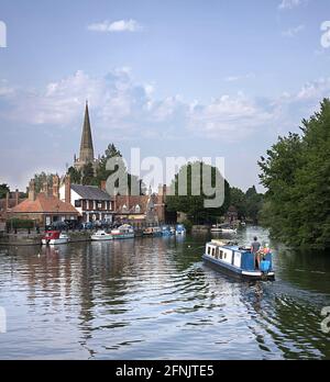 Narrow boat on River Thames Abingdon, Oxfordshire Stock Photo