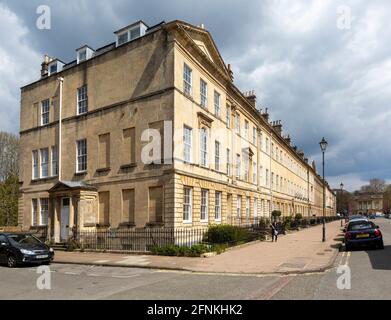 Georgian architecture, Great Pulteney Street, Bath, Somerset, England, UK - Sunderland Street, view to Holburne Museum Stock Photo