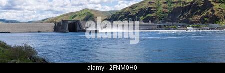 A Panoramic view of Lower Granite Lake Dam on the Snake River in Washington, USA Stock Photo