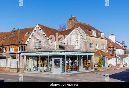 Heather Denham antiques shop in Petworth, a small town in West Sussex, south-east England Stock Photo