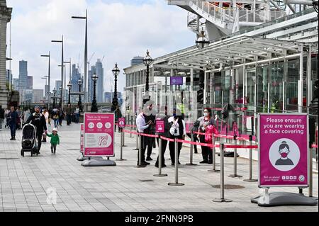 London, UK. Following the easing of lockdown restrictions on 17th May 2021, people begin to return to the streets of London. Southbank, Westminster. Credit: michael melia/Alamy Live News Stock Photo