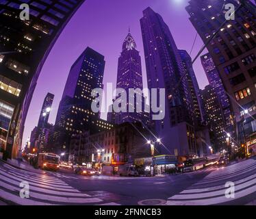 2004 HISTORICAL THIRD AVENUE SKYSCRAPERS MIDTOWN MANHATTAN NEW YORK CITY USA Stock Photo